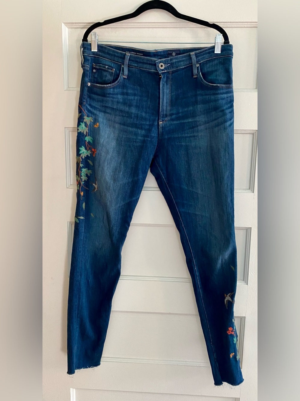 Anthropologie Farrah Dark Wash Embroidered Skinny Jeans
